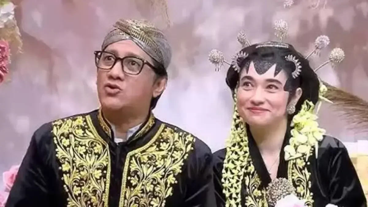 Urus Surat Nikah di KUA, Andre Taulany dan Amanda Rigby Bersiap Naik Pelaminan
