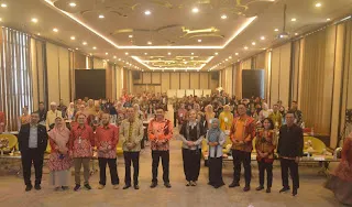 Rektor UNTAN, Prof. Dr. Garuda Wiko, di Hotel Orchard Perdana Pontianak.