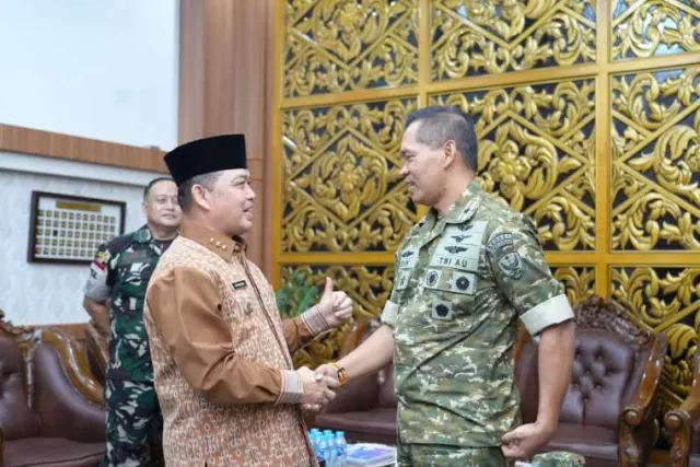 Ria Norsan Apresiasi Lanud Supadio dalam Penanganan Karhutla di Kalbar